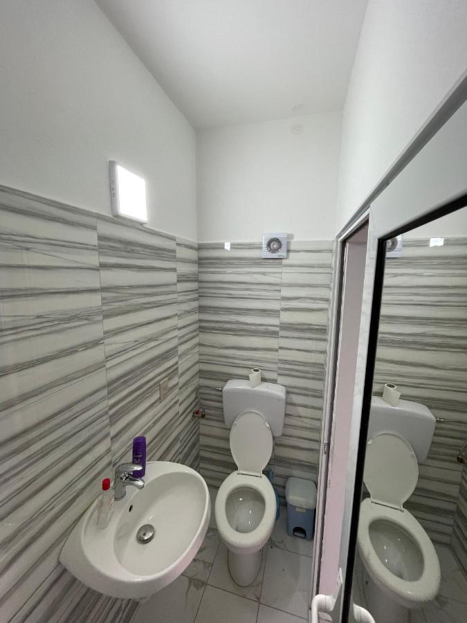 Vila Osmenaj Rent Room Or Apartment Vlorë Exterior foto
