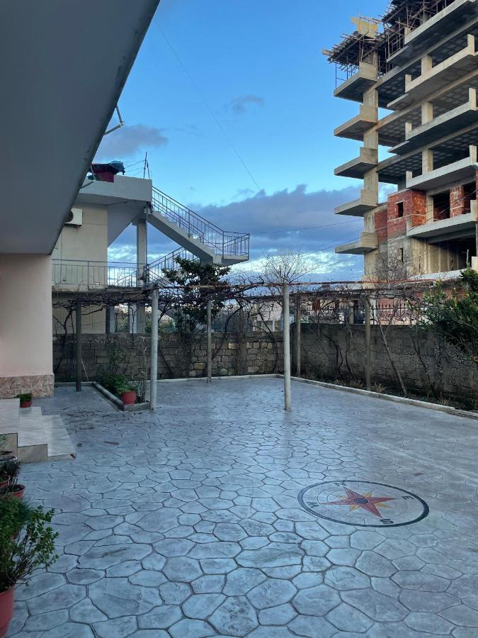 Vila Osmenaj Rent Room Or Apartment Vlorë Exterior foto